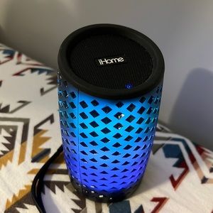 iHome Portable Speakerπ¦